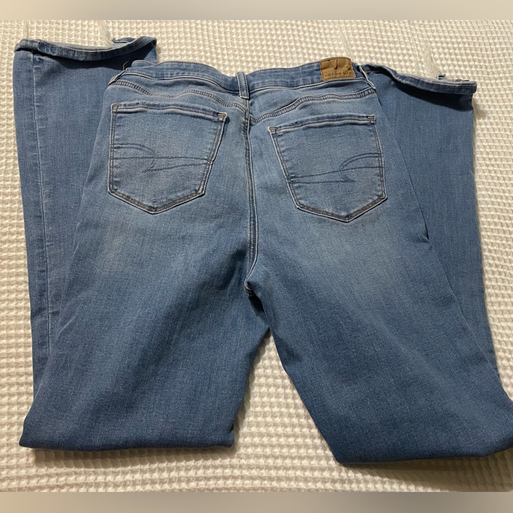American Eagle High Rise Skinny Kick Jeans - Never Worn - Picture 7 of 7